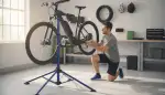 Dein E-Bike-Profi für zuhause: Warum der 360° drehbare Fahrradmontageständer gerade durch die Decke geht
